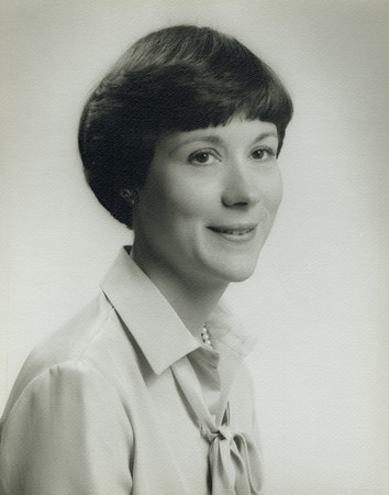 Mrs. Alan Lind Bain - New York Junior League