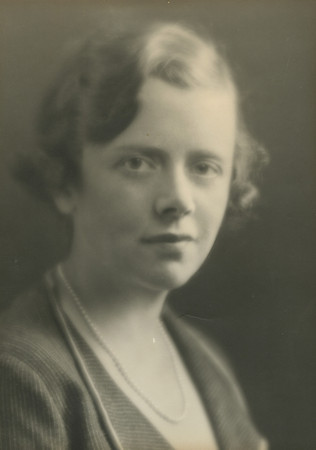 Mrs. John DeWitt Peltz - New York Junior League